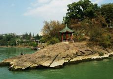 杭州富陽區圖書館游玩-富陽區圖書館門票多少錢/價格表-團購票價預定優惠-景點地址在哪里/圖片介紹/參觀預約/旅游游覽順序及注意事項/營業時間-】